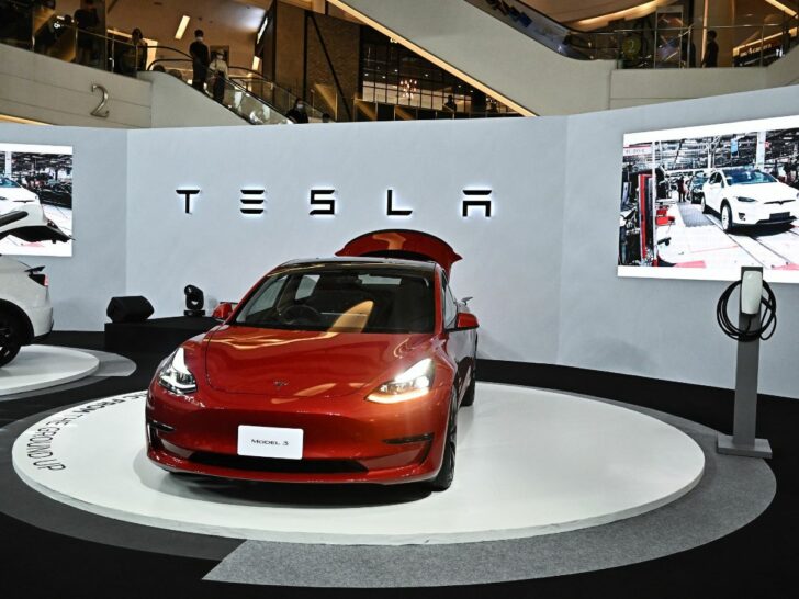 Tesla Tesla