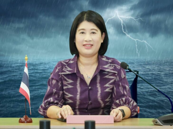 ชมภารี ชมภูรัตน์ ชมภารี ชมภูรัตน์