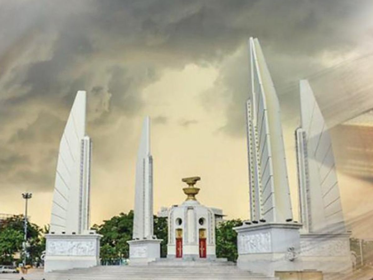 วันรัฐธรรมนูญ 10 ธันวาคม ของทุกปี มีพระราชพิธี รัฐพิธี กิจกรรม ใดบ้าง