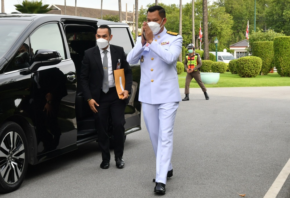 ธนกร มงคลชีวิตได้เป็นรัฐมนตรี ดำรงไว้ซึ่งชาติ ศาสนา พระมหากษัตริย์