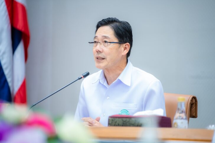 นายแพทย์ธเรศ กรัษนัยรวิวงค์ นายแพทย์ธเรศ กรัษนัยรวิวงค์