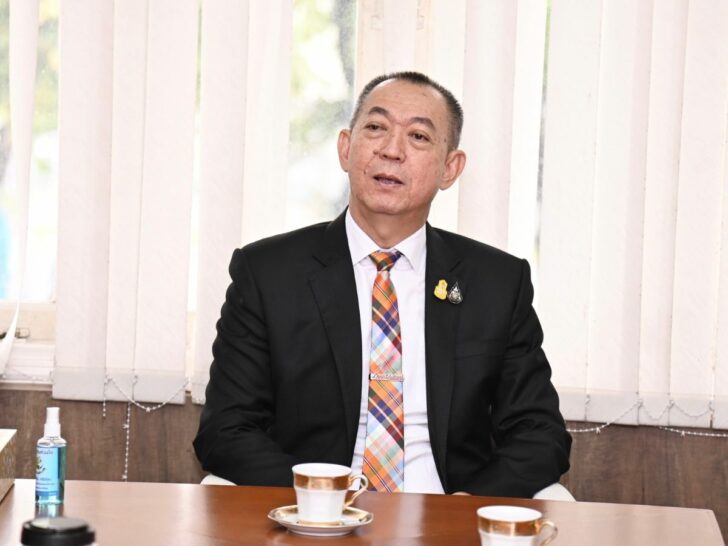 เฉลิมชัย เฉลิมชัย โต้ ข่าว กรรมการบริหารพรรคประชาธิปัตย์ลาออก-ไล่ จุรินทร์