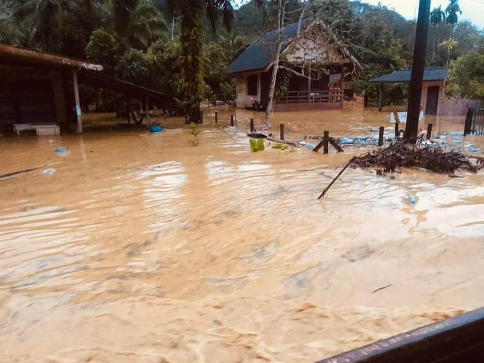 น้ำท่วม จังหวัดระนอง