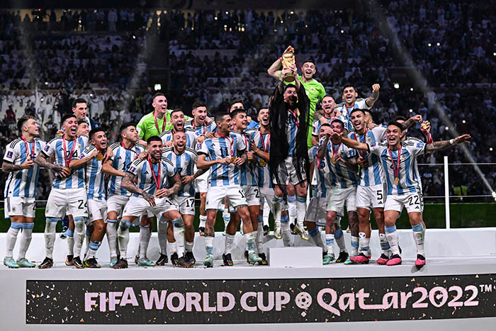 FBL-WC-2022-MATCH64-ARG-FRA-TROPHY อาร์เจนตินา