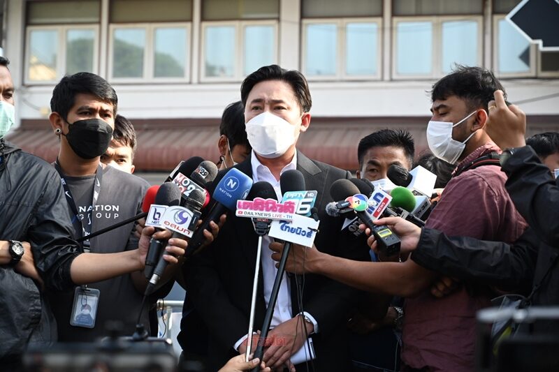 ทนายตั้ม แจ้งความอดีตรองนายกฯ ยุคยิ่งลักษณ์ ชิงหย่าเมียก่อนถูกฟ้อง