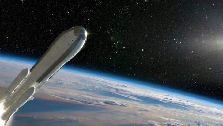 _128080140_mediumrocket.jpg