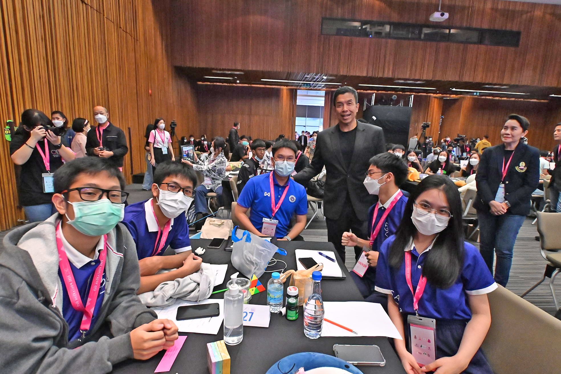 CUD Hackathon เยาวชน 30 ทีมแข่งออกแบบนวัตกรรมเพื่อสุขภาพ