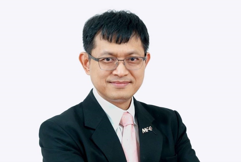 นิเวศ พันธุ์ขะวงศ์
