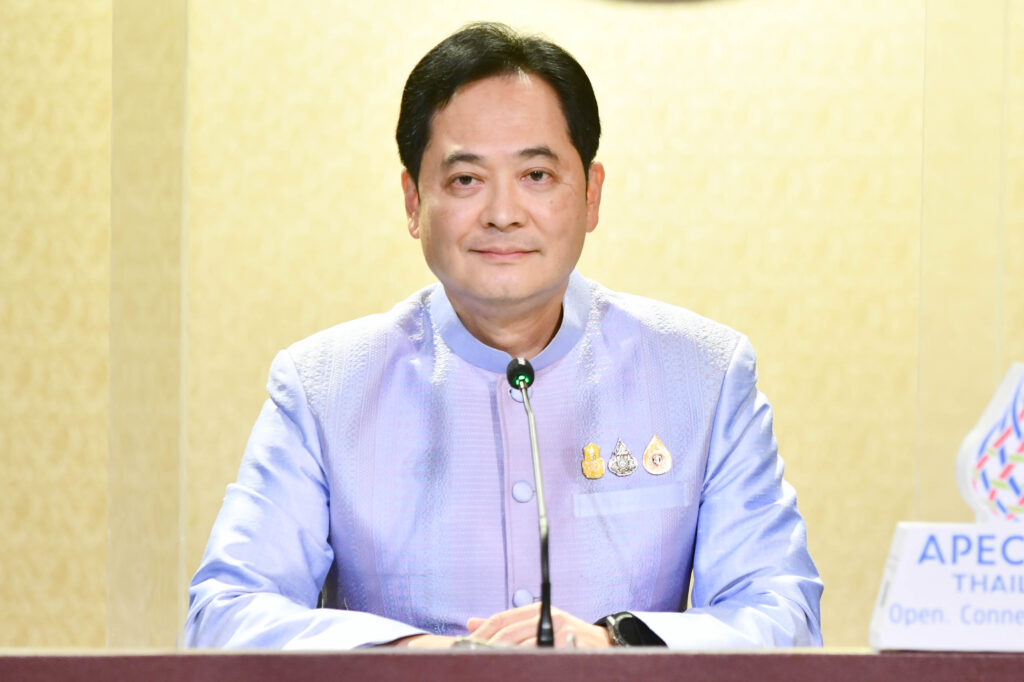 นายอนุชา บูรพชัยศรี