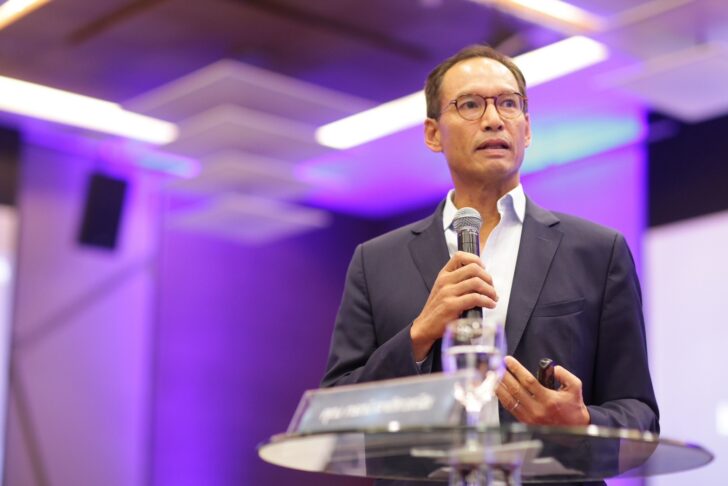 กรณ์ จาติกวณิช กรณ์ จาติกวณิช