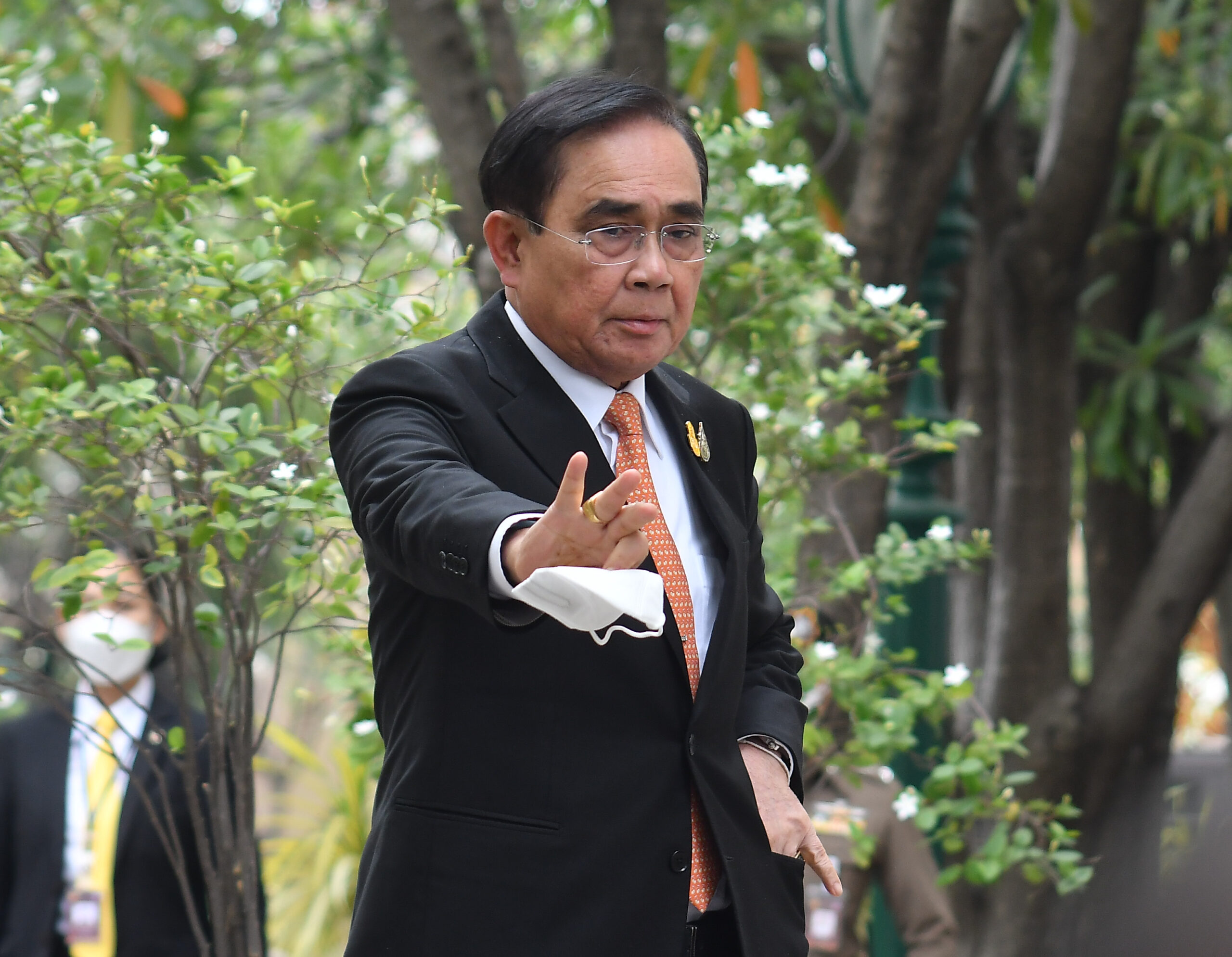 ยุบสภา เมื่อประยุทธ์อยู่ครบวาระ ตอกฝ่ายค้านไม่ใช่เวลาต่อสู้การเมือง