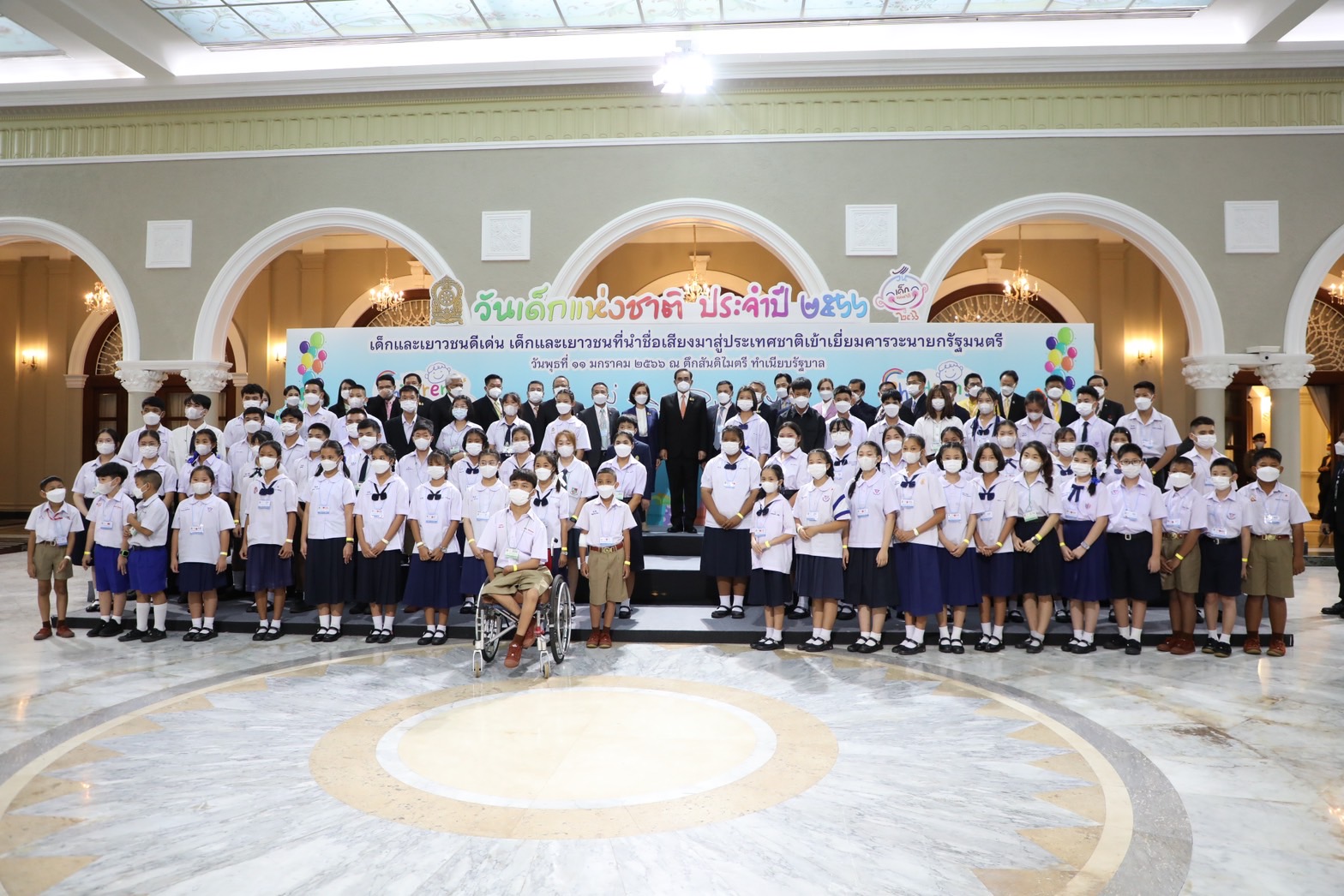 นำเยาวชนดีเด่น-สร้างชื่อเสียงให้ประเทศ 987 คน เข้าทำเนียบพบประยุทธ์