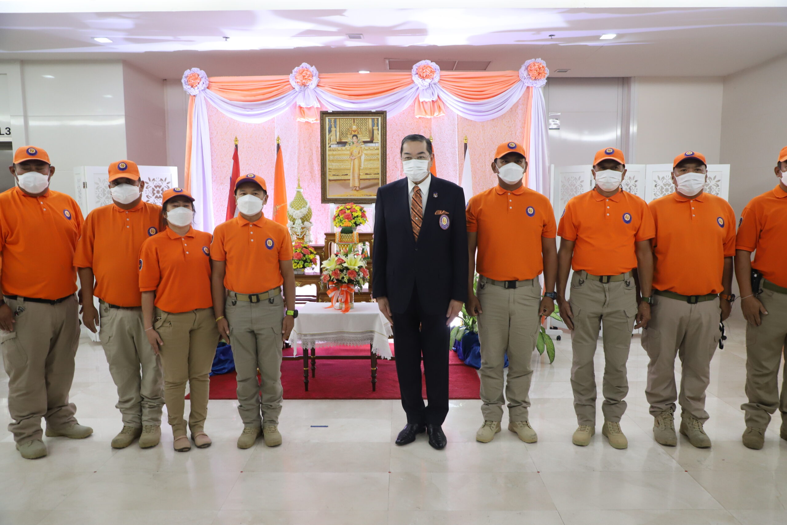 ดร.สุรเกียรติ์ เสถียรไทย ลงนามถวายพระพร เจ้าฟ้าพัชรกิติยาภาฯ