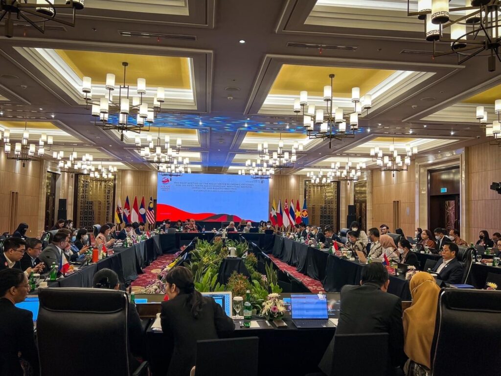 "อาเซียน" เปิดประชุมนัดแรก เร่งดันกฎระเบียบ อัปเกรด FTA