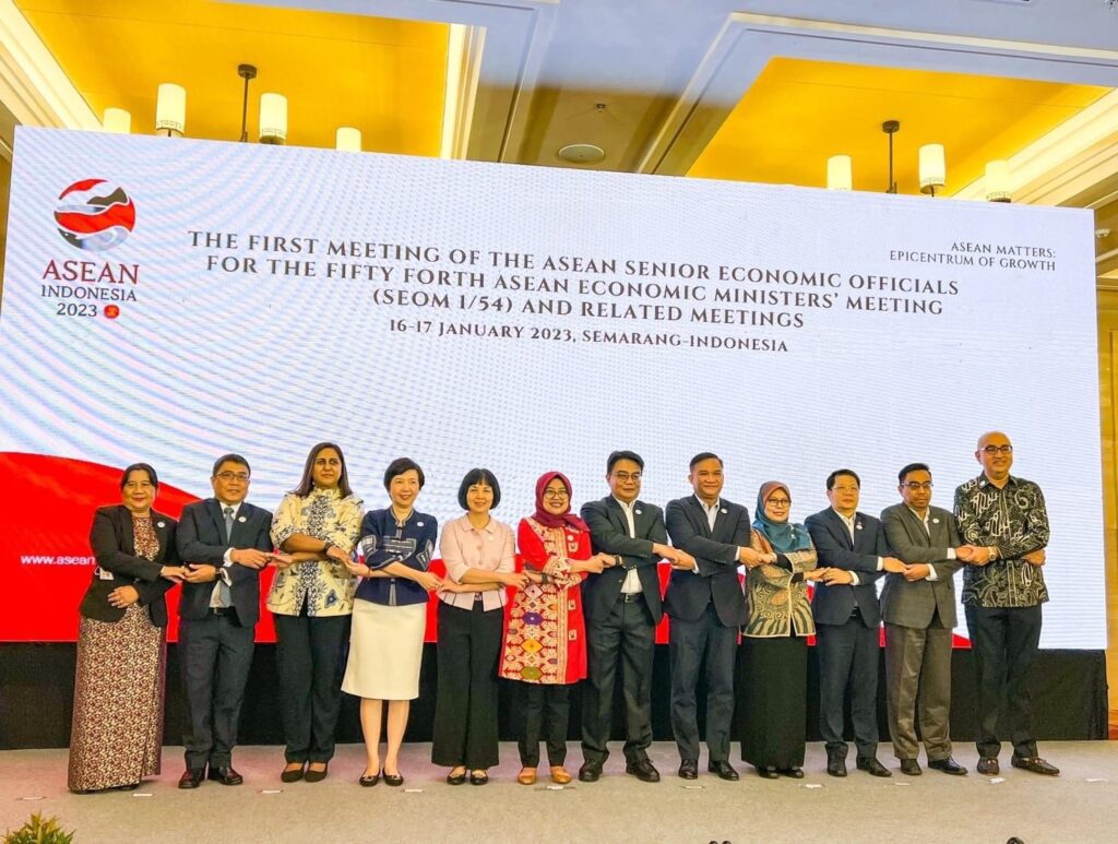 "อาเซียน" เปิดประชุมนัดแรก เร่งดันกฎระเบียบ อัปเกรด FTA
