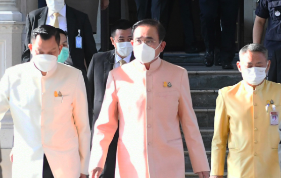 ประยุทธ์ สั่ง รัฐมนตรีทุกกระทรวง รับมือฝ่ายค้านซักฟอกไม่ลงมติ 