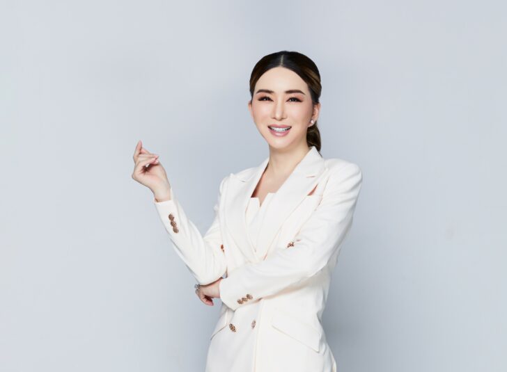 จักรพงษ์ จักราจุฑาธิบดิ์ แอน-จักรพงษ์ จักราจุฑาธิบดิ์