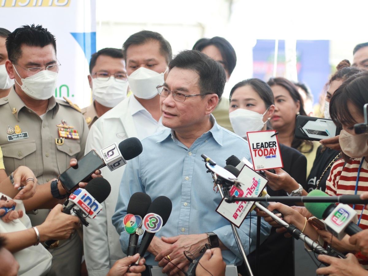 จุรินทร์ สั่งโรงสกัดรับซื้อผลปาล์ม หลังพบหยุดซ่อมเครื่องจักร