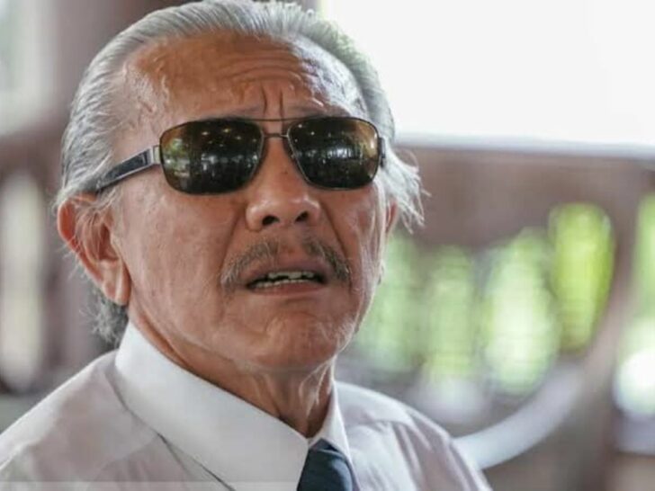 ชูวิทย์ กมลวิศิษฎ์ ชูวิทย์ กมลวิศิษฎ์