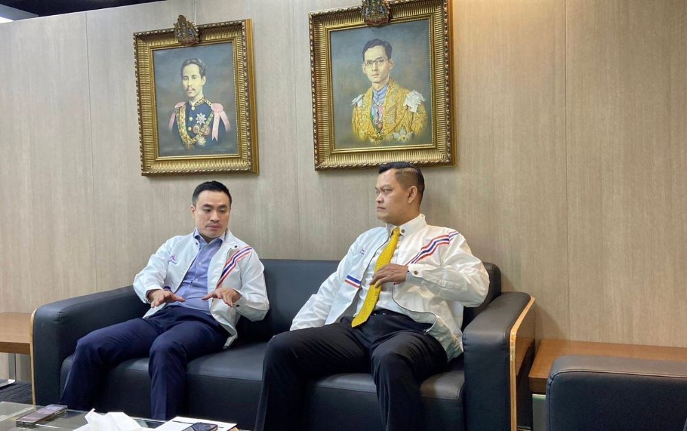 ธนกร สมัครสมาชิกรวมไทยสร้างชาติ ชูประยุทธ์ ยึดมั่นชาติ ศาสน์ กษัตริย์
