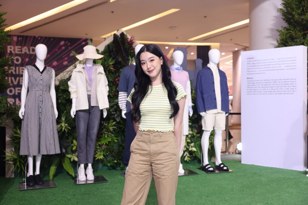 ยูนิโคล่