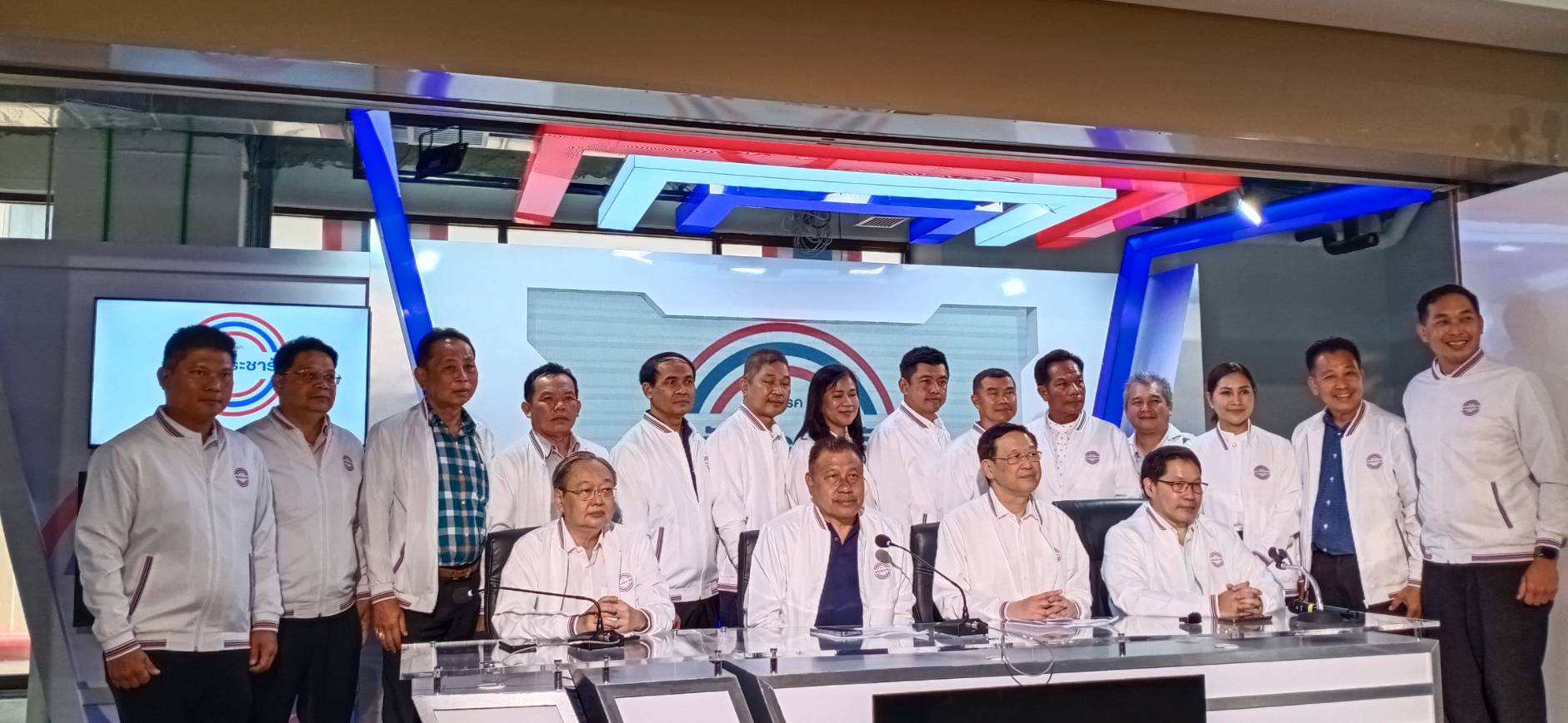 พลังประชารัฐ เปิดตัวว่าที่ผู้สมัคร ส.ส.-อดีตสมาชิกพรรคสร้างอนาคตไทย