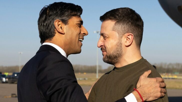 _128562176_sunakzelenskysunak.jpg