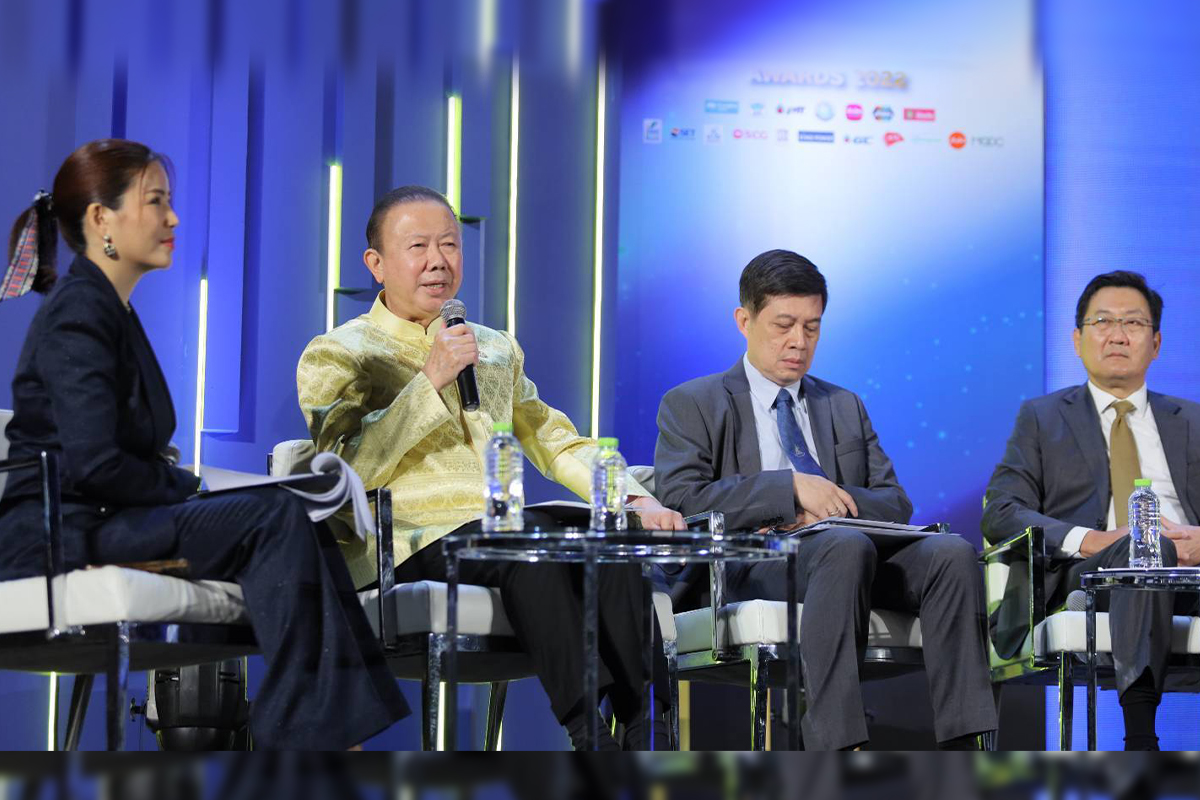 3 กูรูชี้เศรษฐกิจไทยแกร่ง “ท่องเที่ยว-ลงทุน” ชุบชีวิตธุรกิจ