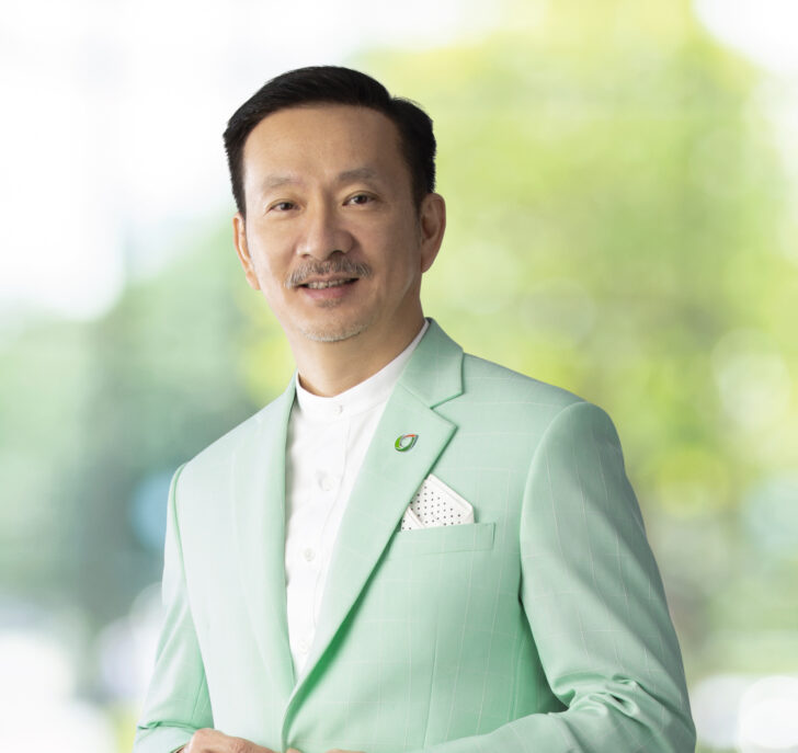 Mr.Chaiwat ชัยวัฒน์ โควาวิสารัช
