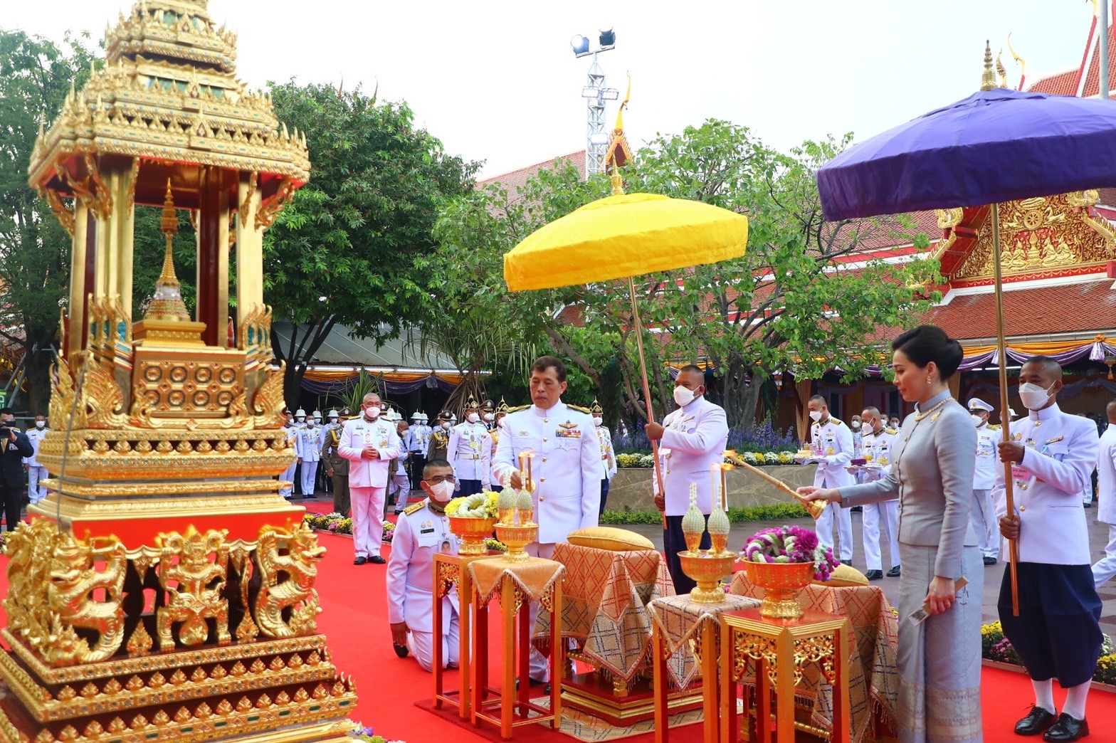 ในหลวงเสด็จฯทรงประกอบพิธีสมโภช พระพุทธธรรมกายเทพมงคล วัดปากน้ำ