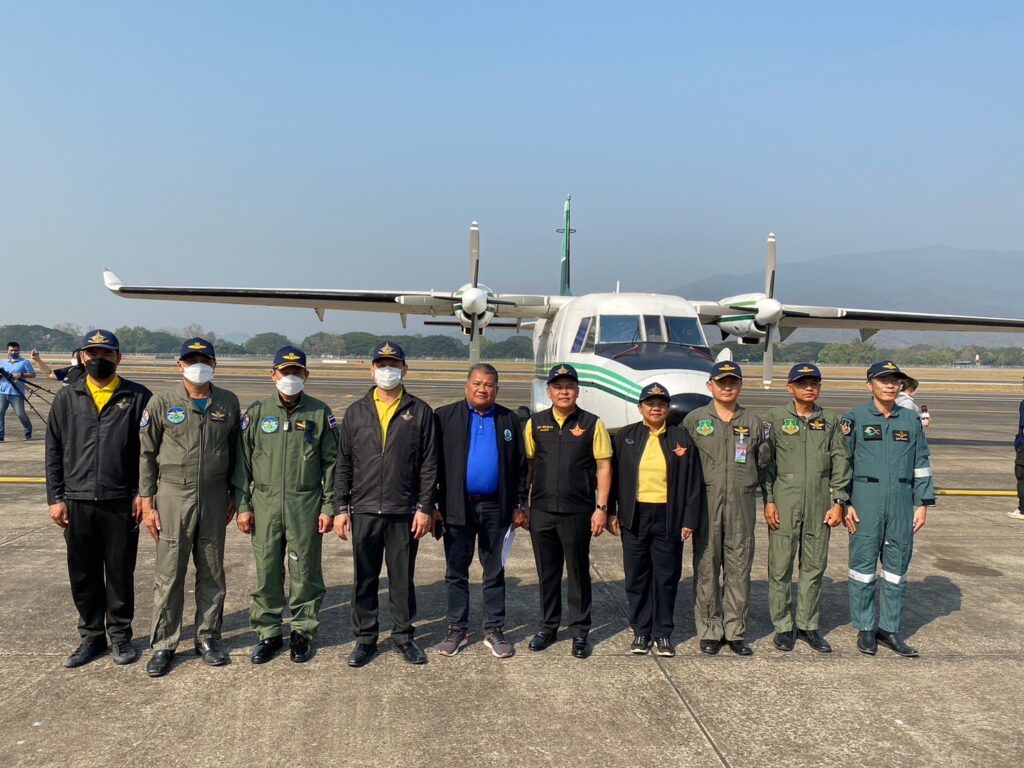 นายสุพิศ พิทักษ์ธรรม 