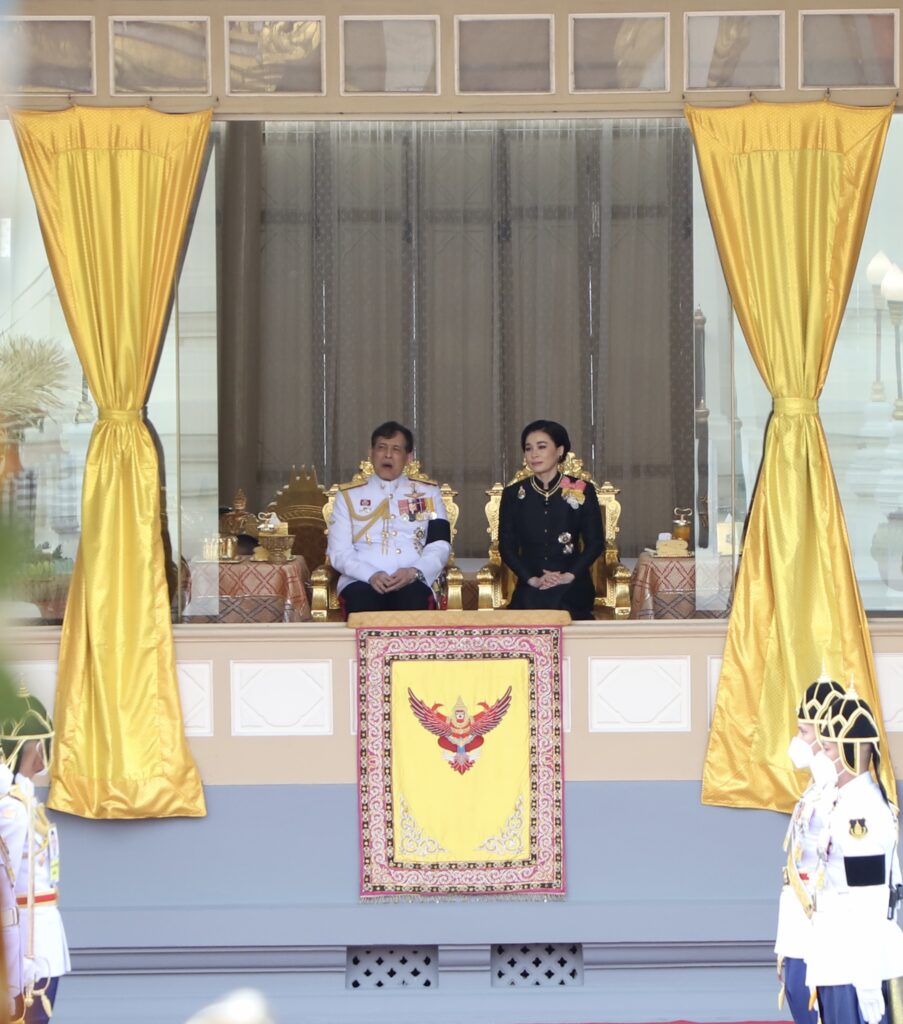 ในหลวง เสด็จฯพระราชทานเพลิงศพ ม.จ.มงคลเฉลิม ยุคล
