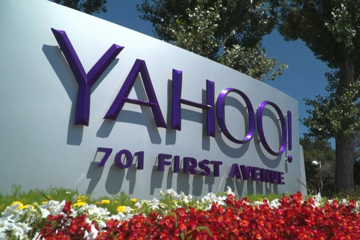 Yahoo ตั้งเป้าปลดพนักงาน 1,600 คน ภายในปี 2566