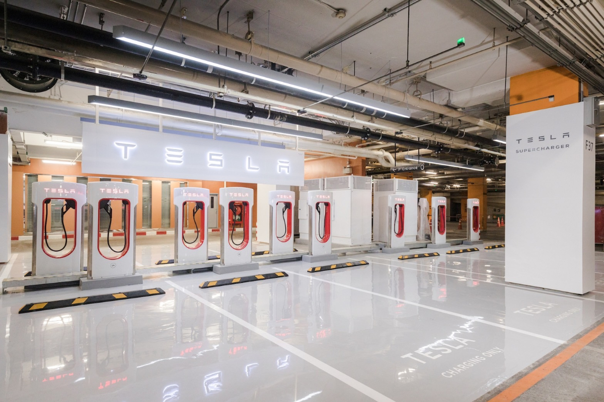 Tesla ผุดสถานี Supercharger แห่งแรกในไทยที่เซ็นทรัลเวิลด์
