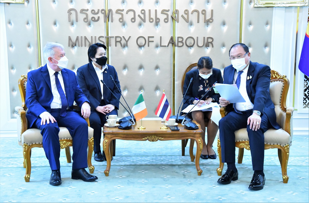 ไอร์แลนด์ เตรียมรับคนไทยเข้าประเทศ ทำงานเกษตร-บริการ