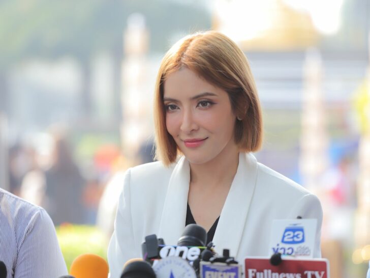 พิ้งกี้ สาวิกา ไชยเดช พิ้งกี้ สาวิกา ไชยเดช