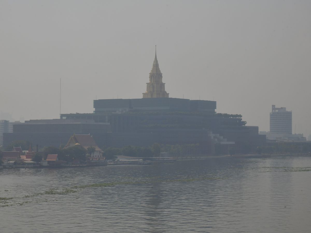 ฝุ่น PM 2.5 เกินค่ามาตรฐาน 43 จังหวัด เตือน ลดเวลาทำกิจกรรมกลางแจ้ง