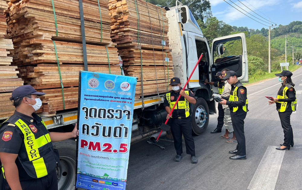 ขนส่งทางบกระดมตรวจรถควันดำทั่วไทย ลด PM 2.5 โทษปรับ 5 พันบาท