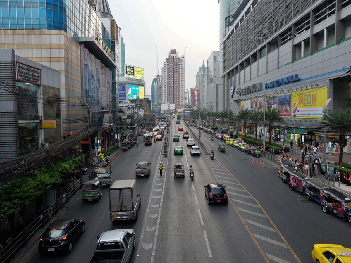 ฝุ่น PM 2.5 เช้านี้ (17 ก.พ.) กทม. มีแนวโน้มเพิ่มขึ้นและอยู่เกณฑ์มาตรฐาน