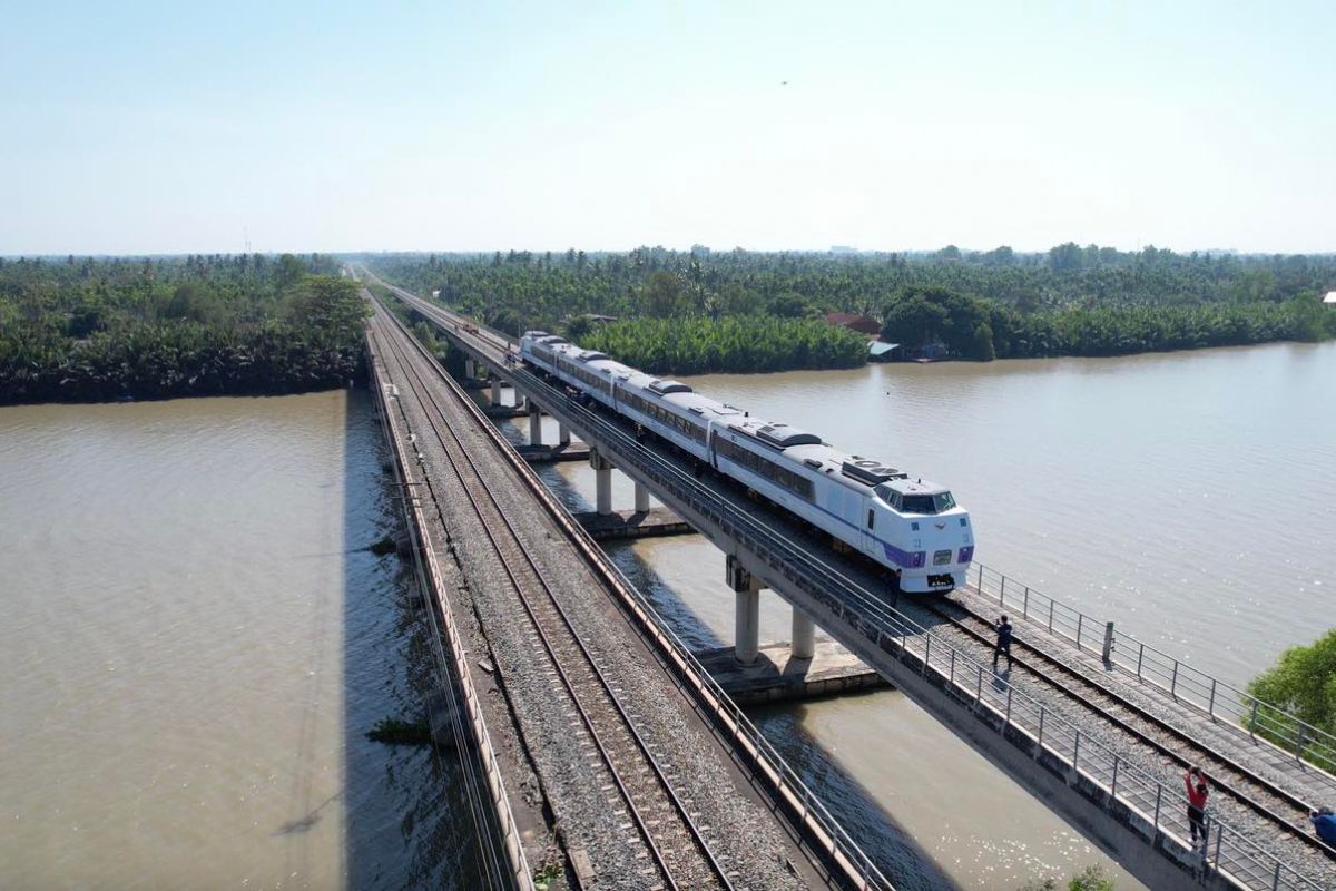 การรถไฟเปิด 2 โปรแกรมท่องเที่ยวเพชรบุรี-ราชบุรี กับรถไฟ KIHA 183