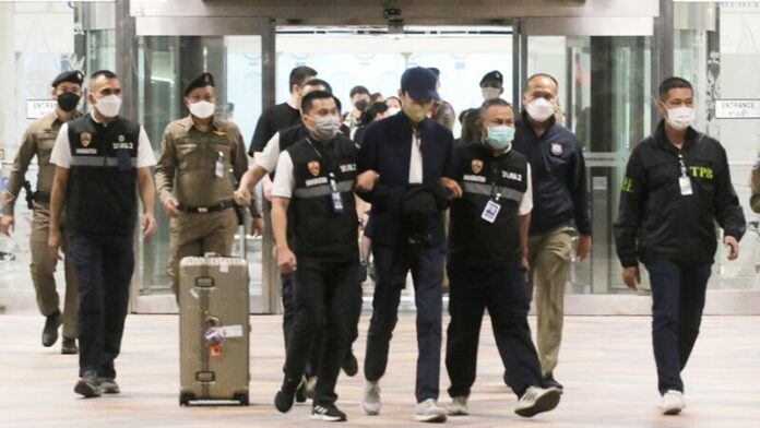 สนามบิน-696x392 ตำรวจจับ
