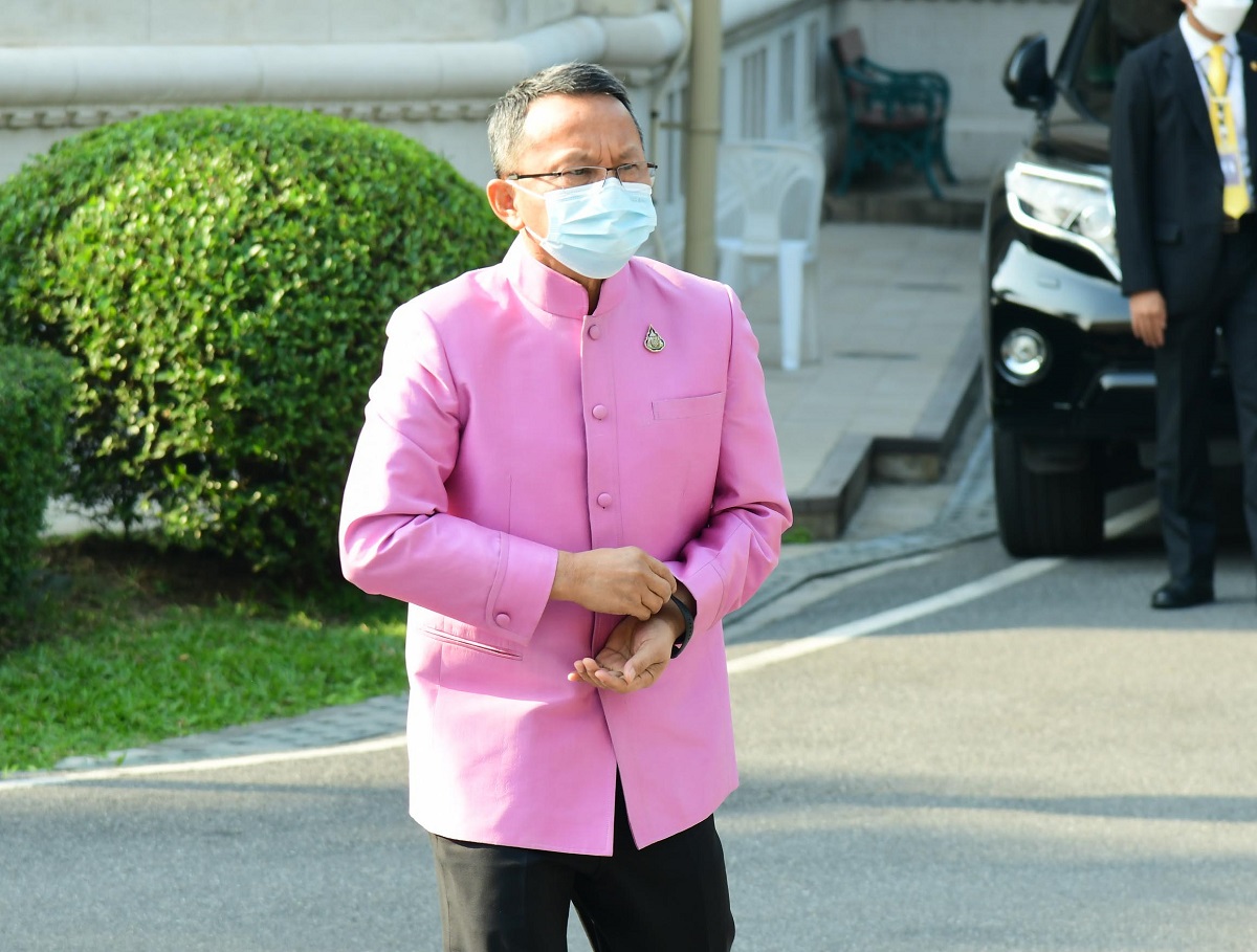 สมศักดิ์ โชว์ ปราบยาเสพติด-กวาดล้างปืนเถื่อน อายัดทรัพย์สิน 1.1 หมื่นล้าน