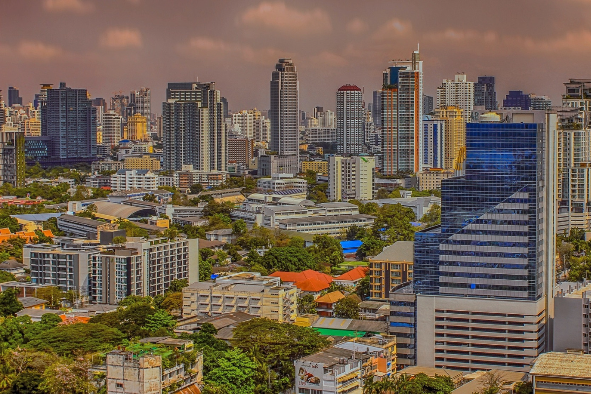อสังหาขานรับนายกเศรษฐา หนุนบ้านผู้มีรายได้น้อย-ปานกลาง กระตุ้นให้เกิดเศรษฐกิจหมุนเวียน