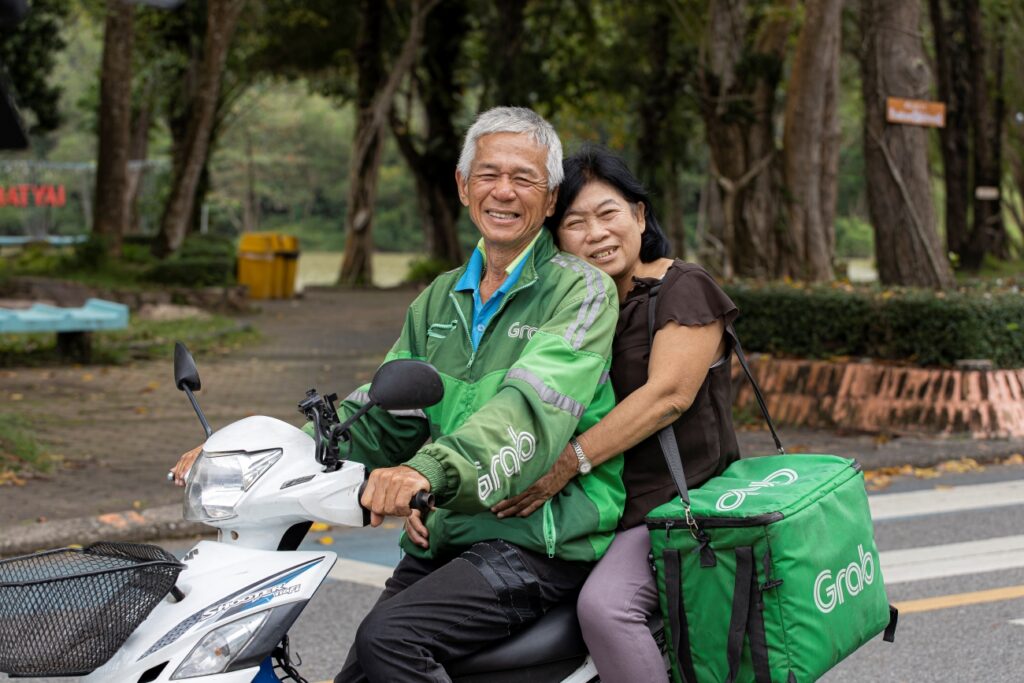 เปิดหัวใจ.สองคู่รักนักขับ (ฉบับแกร็บ)