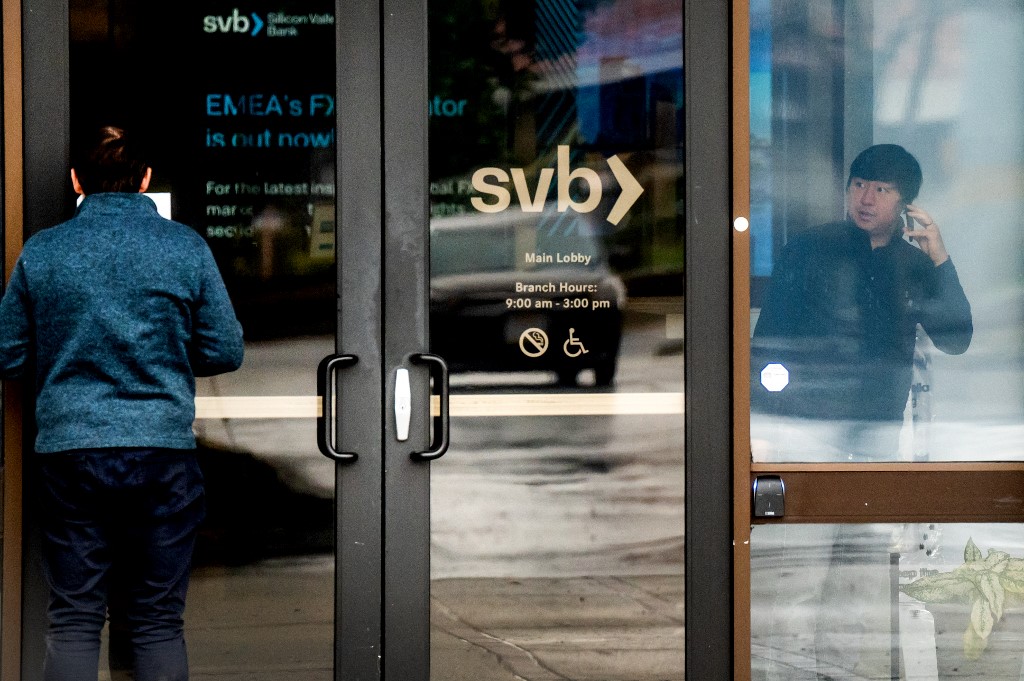 SVB ทำพิษ หุ้นไทยปรับลง 1,590-1,610 จุด แรงขายสินทรัพย์เสี่ยง-กลุ่มแบงก์นำทีม