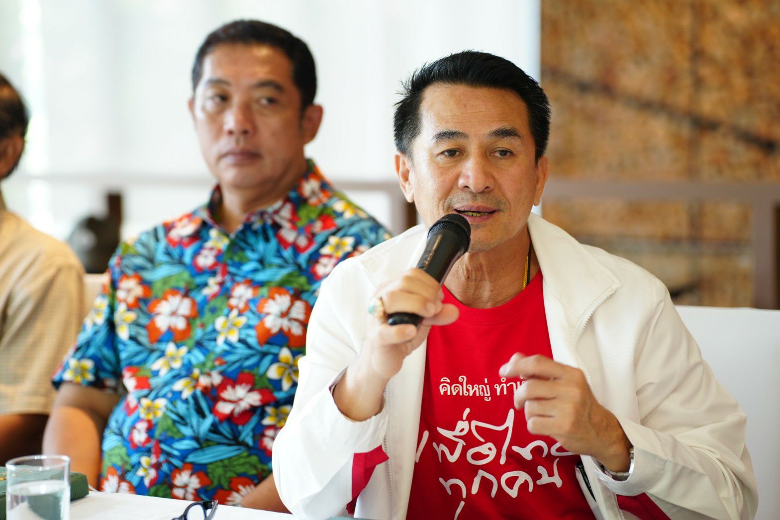 เพื่อไทย รับปาก ผู้ประกอบการท่องเที่ยวพัทยา อัพเกรดรายได้เพิ่ม 3 เท่า