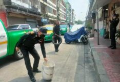 เขตป้อมปราบฯ เอาจริงกวาดสิ่งของวางกั๊กที่จอดรถ คาดโทษปรับ 1 หมื่น