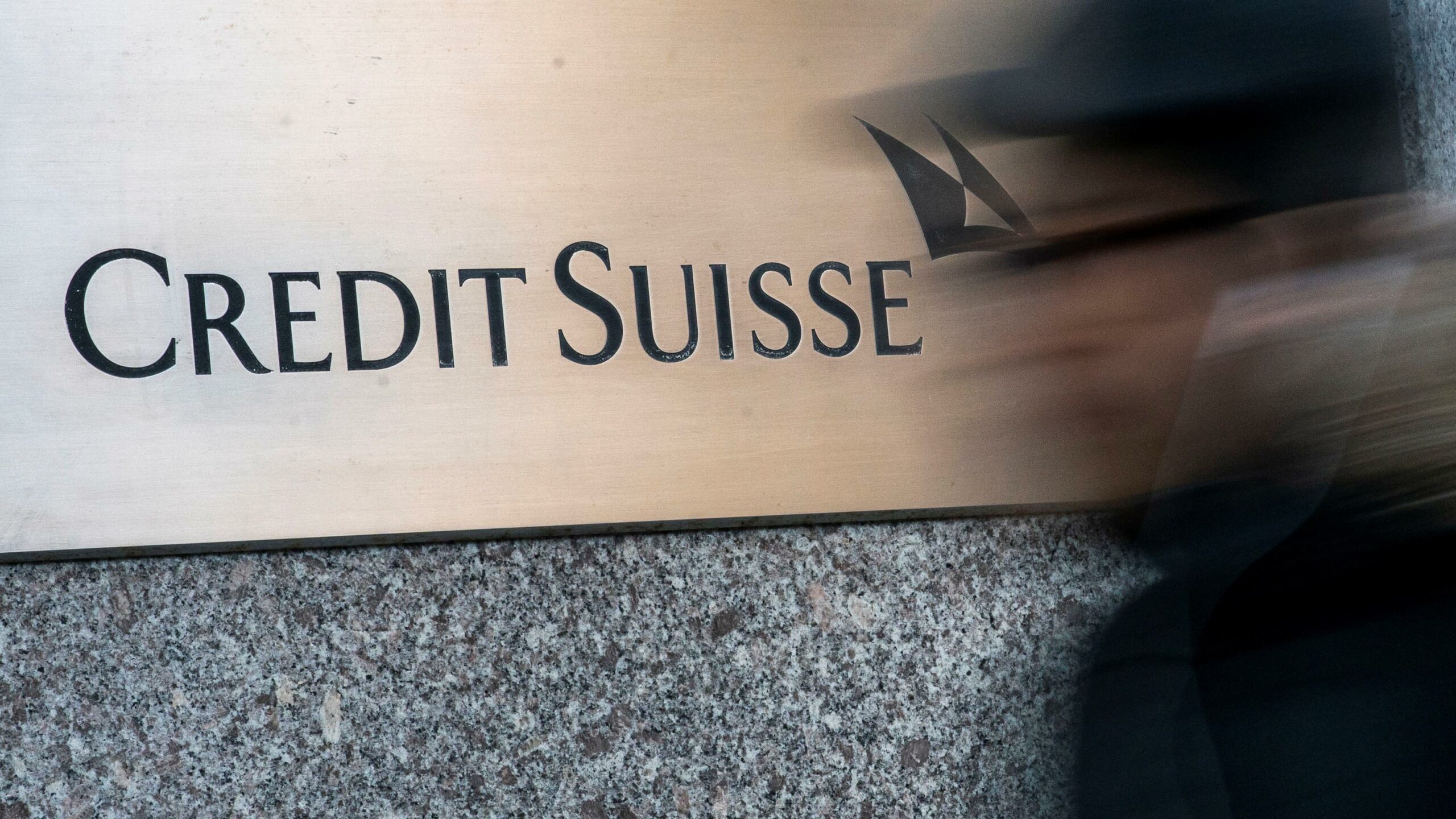ทำความรู้จักเครดิตสวิส สำคัญอย่างไร ทำไมจึงสั่นสะเทือนตลาดหุ้นไทยและโลก