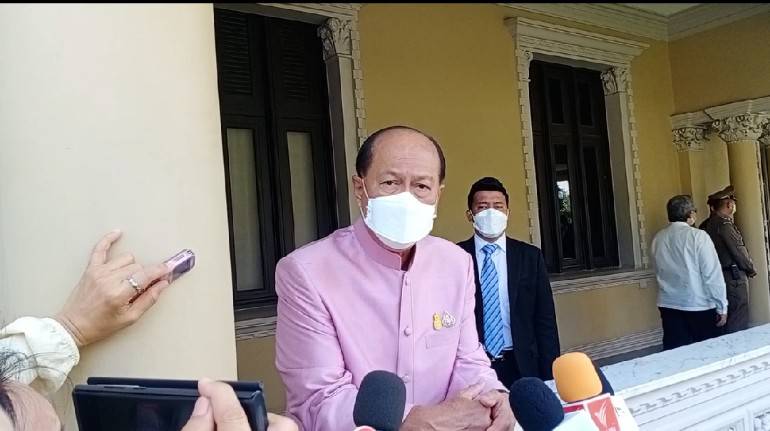 อนุพงษ์ ชี้ผู้ว่าราชการจังหวัด-ผู้ว่าฯ กทม. มีอำนาจสั่งหยุดใช้รถ แก้ PM 2.5