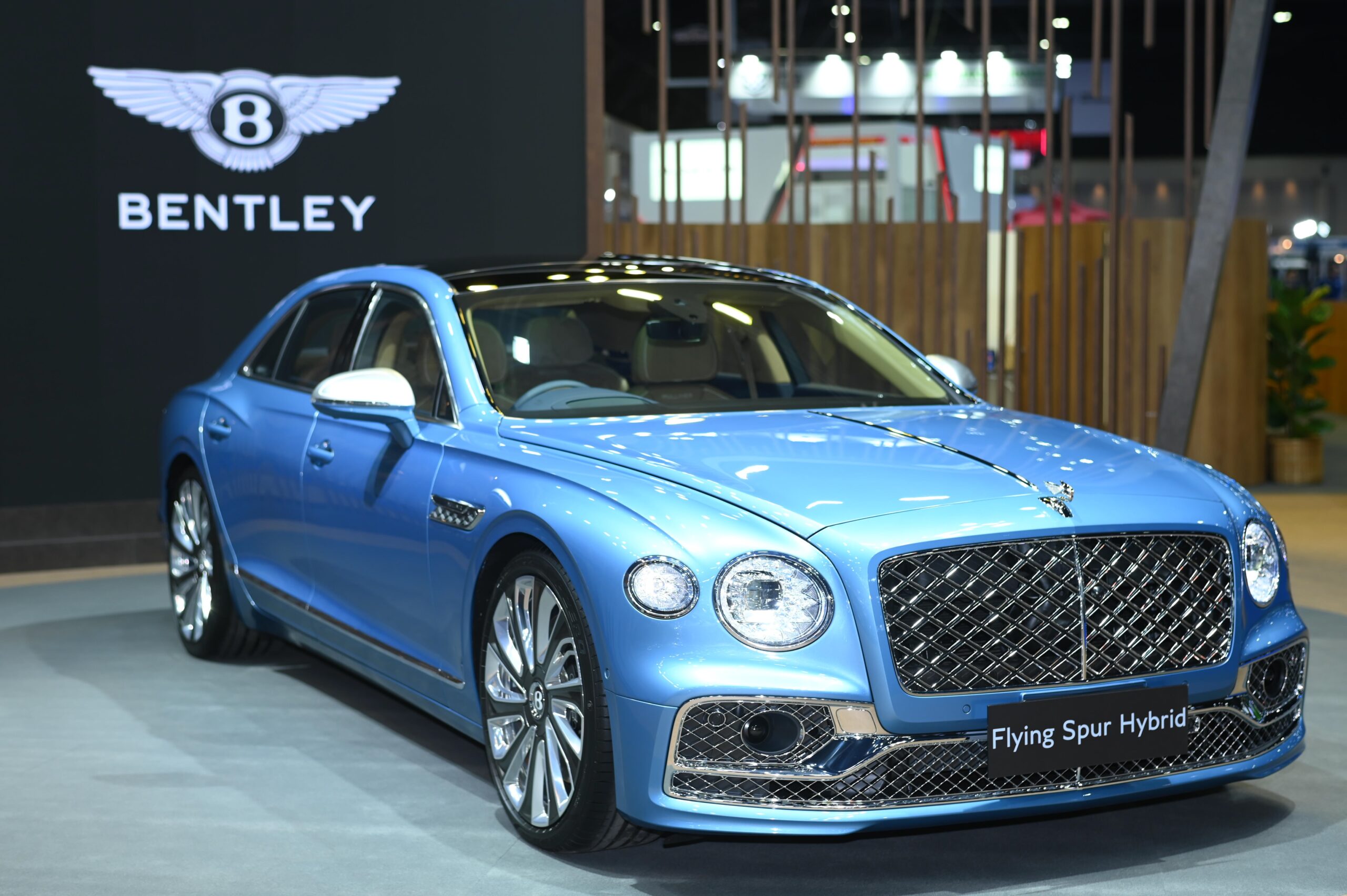 “เบนท์ลีย์” FLYING SPUR MULLINER ไฮบริด ขายเริ่มต้น 19 ล้านบาท
